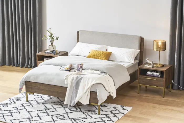 Salid Oak Wood Bed Set